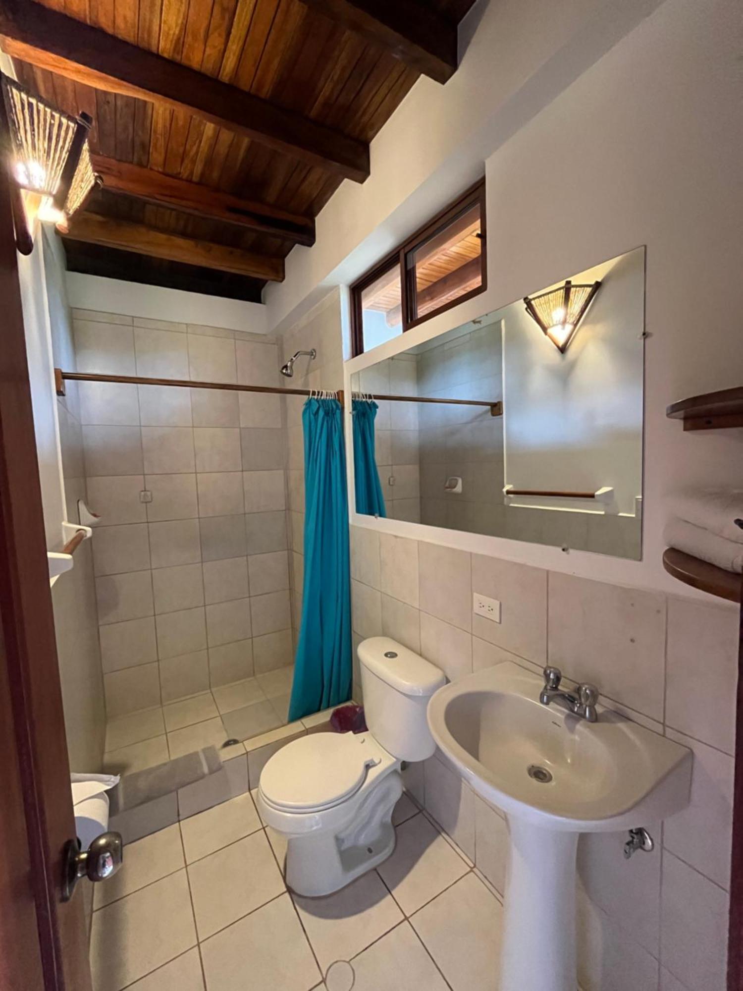 Victor Hugo Hotel Puerto Lopez Ngoại thất bức ảnh
